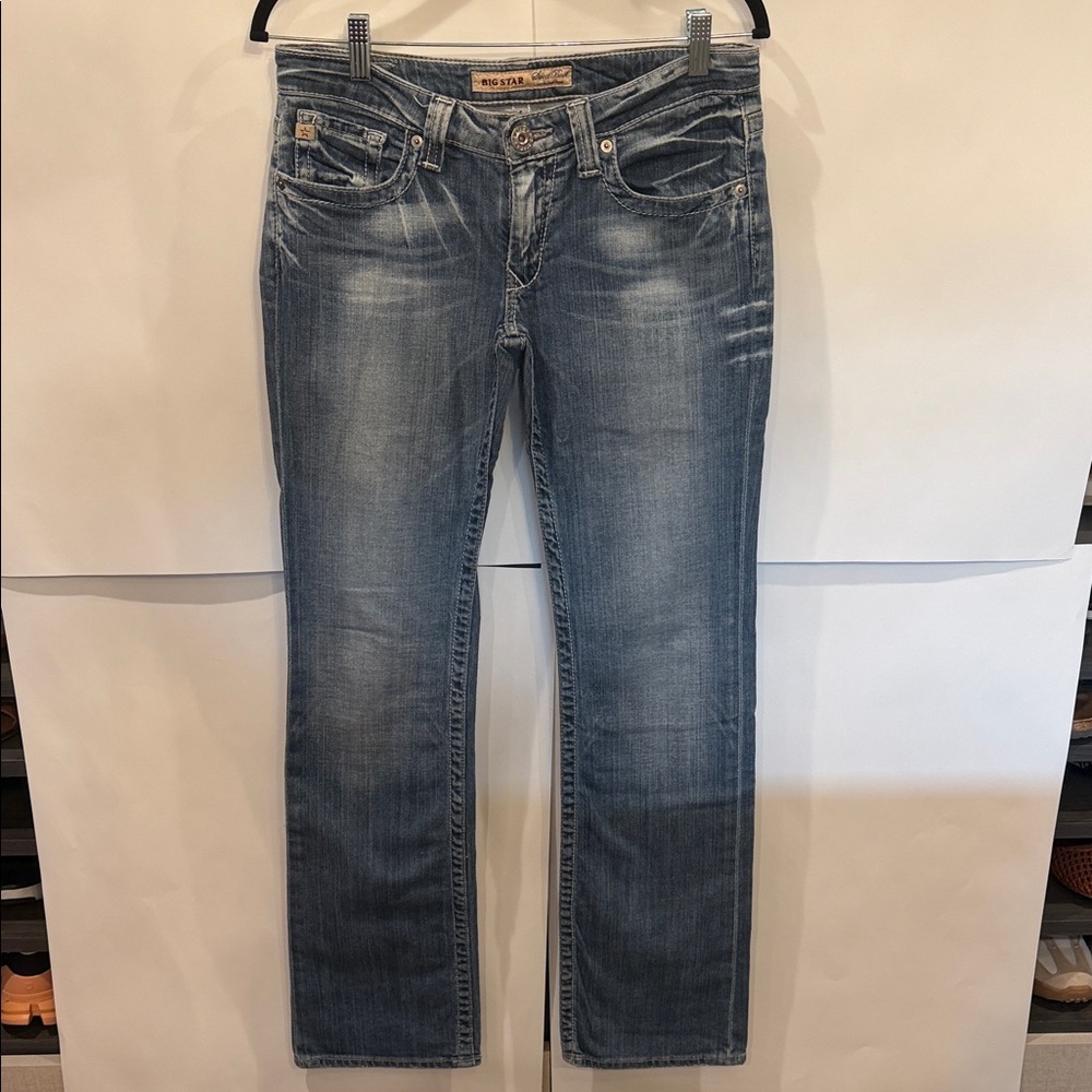 Big Star Women's Classic Straight Leg Blue Jeans
